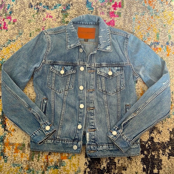 Lucky Brand Jeans Tomboy Trucker Jean Jacket Distressed Blue Denim - Picture 2 of 5